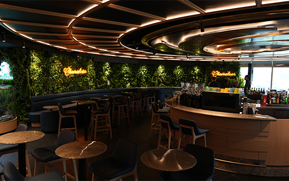 Dining-AboutUs-Chameleon-02_583x366px