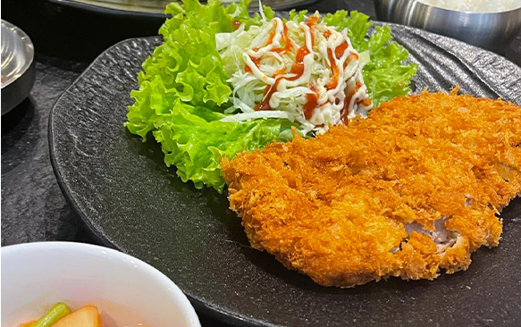 Dining-AboutUs-Juwon-05_583x366px
