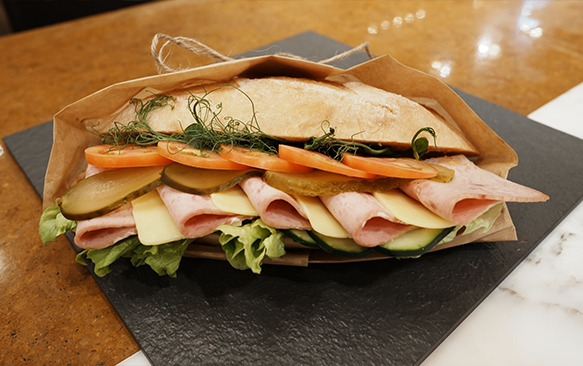 Dining-AboutUs-PastryDeli-04_583x366px