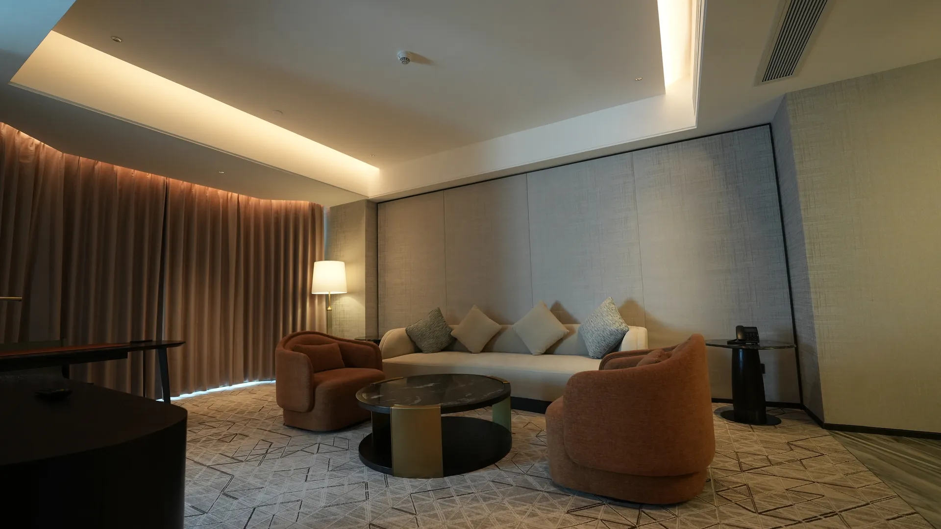 executive-sky-sofa