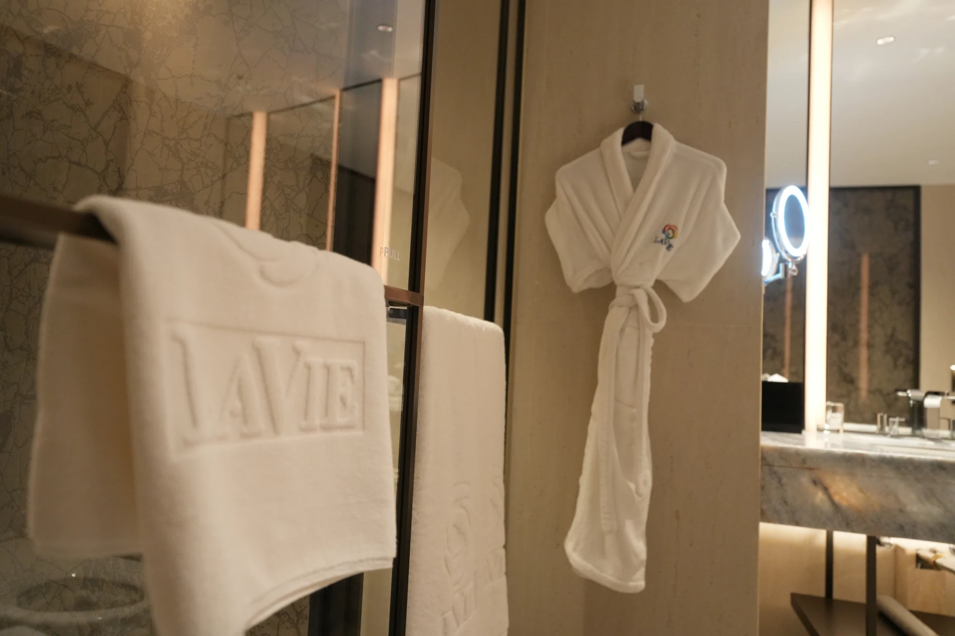 executive-sky-twin-robes