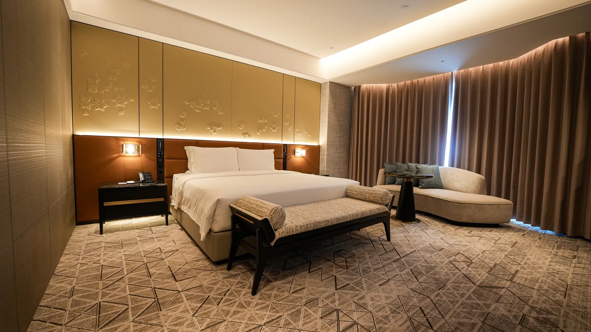 premiere-bedroom